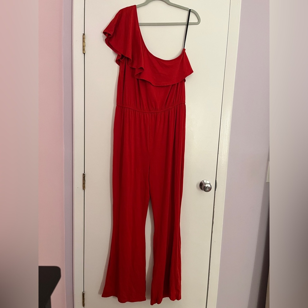 JustFab Vibrant Red One-Shoulder Jumpsuit